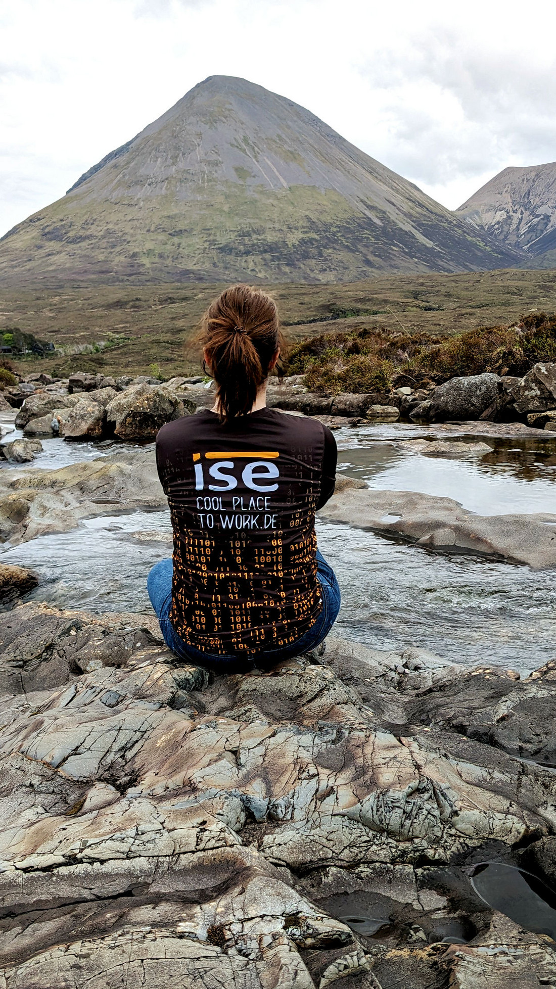 ise in Scotland (Glen Sligachan)